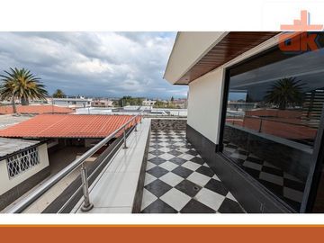 Gran Casa de Venta con Terreno La Armenia
