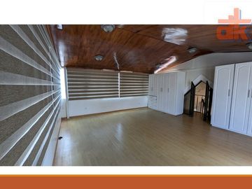 Gran Casa de Venta con Terreno La Armenia