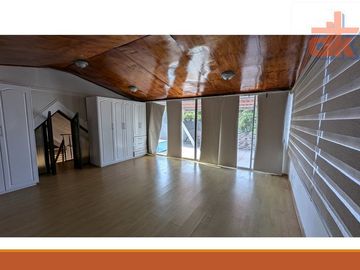 Gran Casa de Venta con Terreno La Armenia