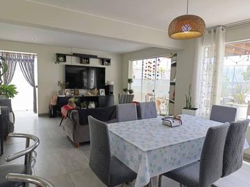 VENTA DE HERMOSA CASA EN CHOSICA