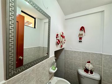 CASA DE VENTA EN EL CONDADO