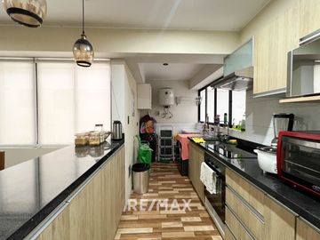 SE VENDE DEPARTAMENTO DE 2 HABITACIONES EN BARRIO MEDICO - SURQUILLO