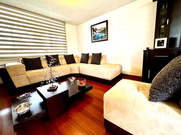 CASA DE VENTA EN EL CONDADO