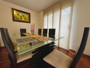 CASA DE VENTA EN EL CONDADO