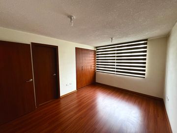 CASA DE VENTA EN EL CONDADO