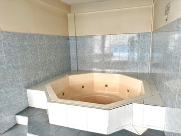 CASA DE VENTA EN EL CONDADO