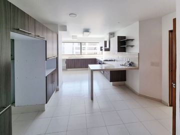 RENTO Excelente Departamento en Bosques de las Lomas luminoso y espacioso
