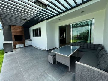 Casa a un súper precio en Cumbres del Lago, Juriquilla