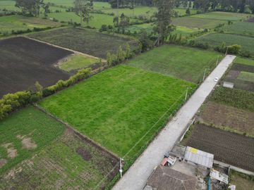 TERRENO EN VENTA / 4000m² / SECTOR ALOASÍ