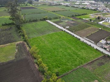 TERRENO EN VENTA / 4000m² / SECTOR ALOASÍ