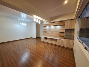 Departamento En Santa Catalina Zona 41