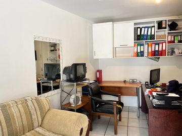 CASA DE VENTA EN COTOCOLLAO A POCOS METROS DE LA CALLE LEGARDA
