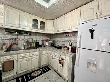CASA DE VENTA EN COTOCOLLAO A POCOS METROS DE LA CALLE LEGARDA