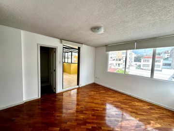 VENDO DEPARTAMENTO DÚPLEX EN MONTESERRÍN