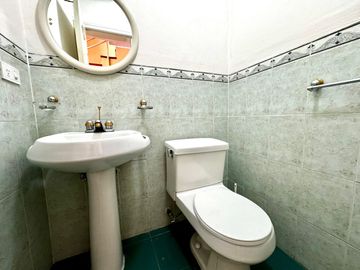 VENDO DEPARTAMENTO DÚPLEX EN MONTESERRÍN