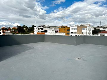 VENDO DEPARTAMENTO DÚPLEX EN MONTESERRÍN