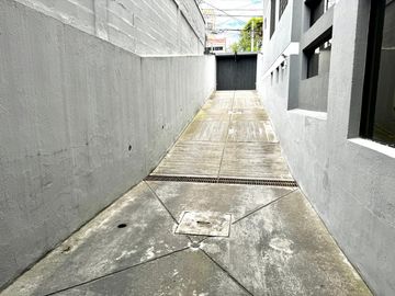 VENDO DEPARTAMENTO DÚPLEX EN MONTESERRÍN
