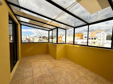 VENDO DEPARTAMENTO DÚPLEX EN MONTESERRÍN