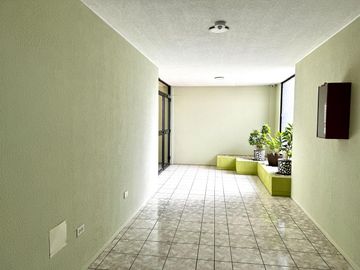 VENDO DEPARTAMENTO DÚPLEX EN MONTESERRÍN