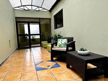 VENDO DEPARTAMENTO DÚPLEX EN MONTESERRÍN