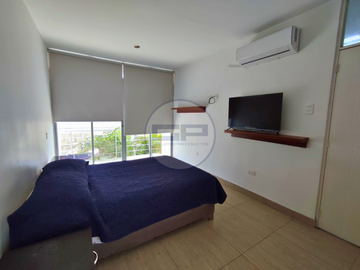 Casa triplex en condominio privado con terraza y vista a la ciudad en la mejor ubicación de Piura