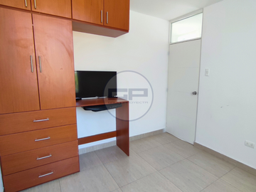 Casa triplex en condominio privado con terraza y vista a la ciudad en la mejor ubicación de Piura
