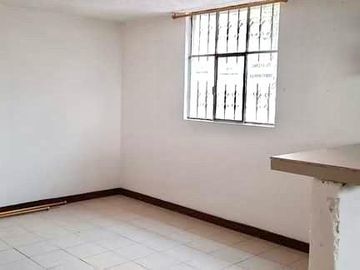 CASA RENTERA DE VENTA EN LA BOTA QUITO