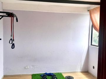 CASA RENTERA DE VENTA EN LA BOTA QUITO