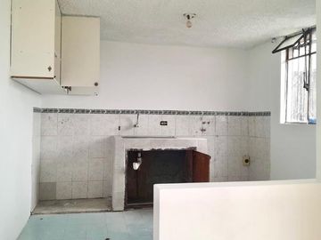 CASA RENTERA DE VENTA EN LA BOTA QUITO