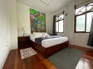 VENTA  HOTEL, RESTAURANT / BAÑOS DE AGUA SANTA - SECTOR RÍO VERDE