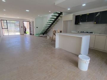 CASAS VIP CUENCA
