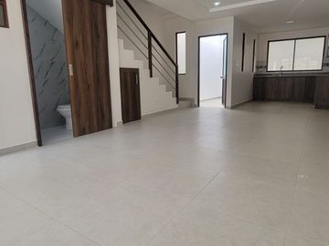 CASAS VIP EN CUENCA RIO AMARILLO
