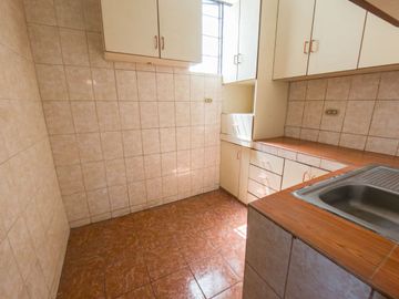 VENTA DEPARTAMENTO EN EL RIMAC CON VISTA EXTERNA A LA Av. Felipe Arancibia