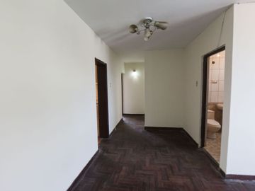 VENTA DEPARTAMENTO EN EL RIMAC CON VISTA EXTERNA A LA Av. Felipe Arancibia