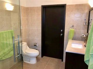 CASA CON ALBERCA EN MORELOS ESCRITURADA A CREDITO AMUEBLADA , JOJUTLA , TEQUESQUITENGO ,  TEHUIXTLA , INFONAVIT ,  INVERSION , RENTA FIN DE SEMANA
