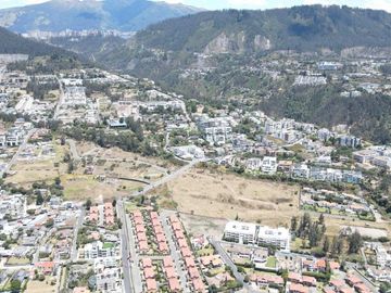 VENTA TERRENO, CUMBAYÁ, SECTOR SAN JUAN