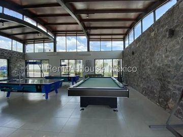 Casa de trés recámas con roof en venta en Zibatá, Querétaro