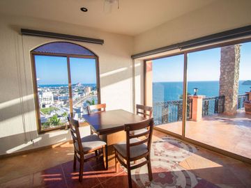 Casa Excepcional en Cerro de la Nevería a la Venta!