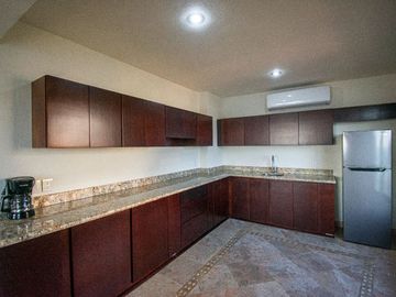 Casa Excepcional en Cerro de la Nevería a la Venta!