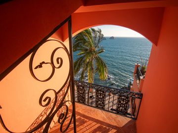 Casa Excepcional en Cerro de la Nevería a la Venta!