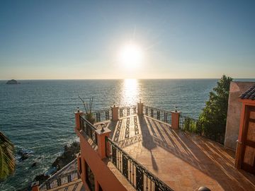 Casa Excepcional en Cerro de la Nevería a la Venta!