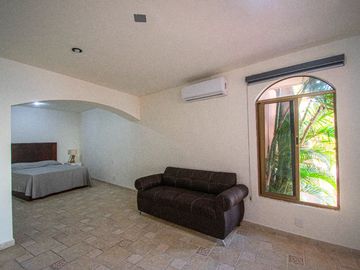 Casa Excepcional en Cerro de la Nevería a la Venta!