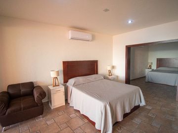 Casa Excepcional en Cerro de la Nevería a la Venta!