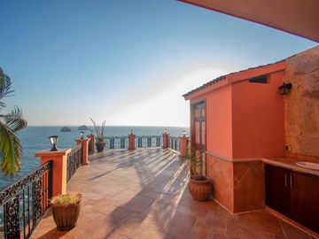 Casa Excepcional en Cerro de la Nevería a la Venta!