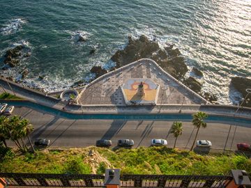 Casa Excepcional en Cerro de la Nevería a la Venta!