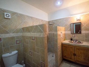 Casa Excepcional en Cerro de la Nevería a la Venta!