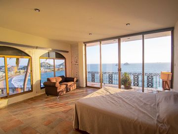 Casa Excepcional en Cerro de la Nevería a la Venta!
