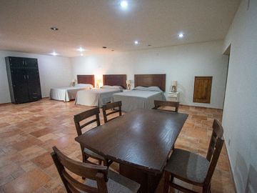 Casa Excepcional en Cerro de la Nevería a la Venta!
