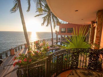 Casa Excepcional en Cerro de la Nevería a la Venta!