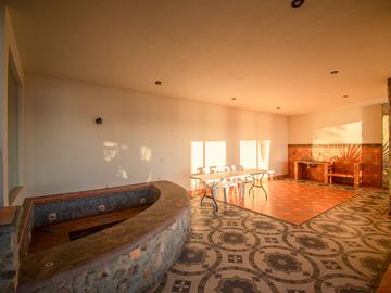 Casa Excepcional en Cerro de la Nevería a la Venta!